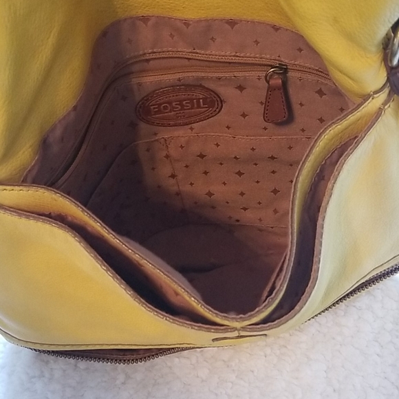 CLOSING SALE✨✨✨ Fossil Tote - Picture 7 of 13